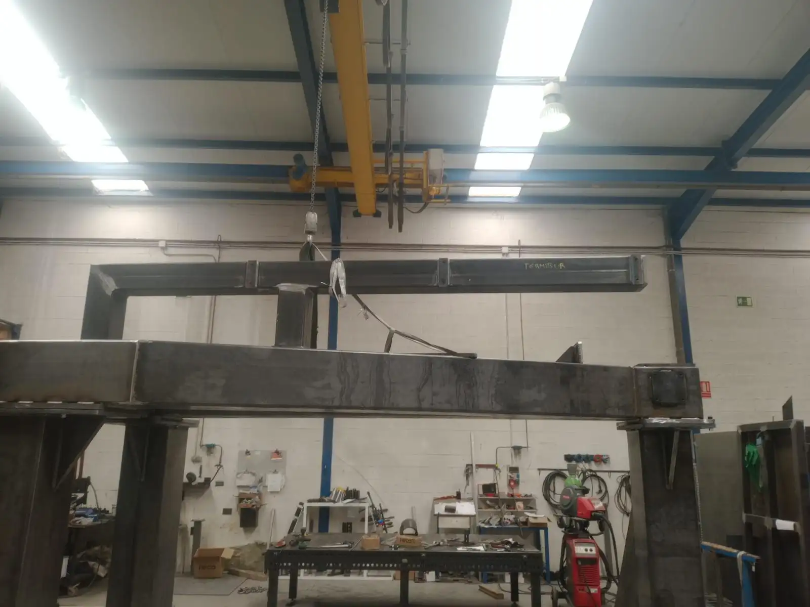 Bastidor metálico fabricado por Termibur para aplicaciones en el sector de automoción